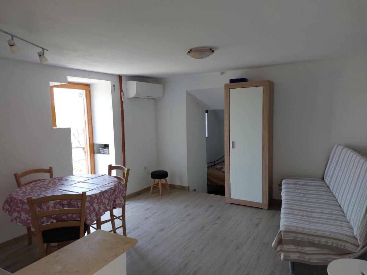 Apartman Biba Lubenice Exterior photo