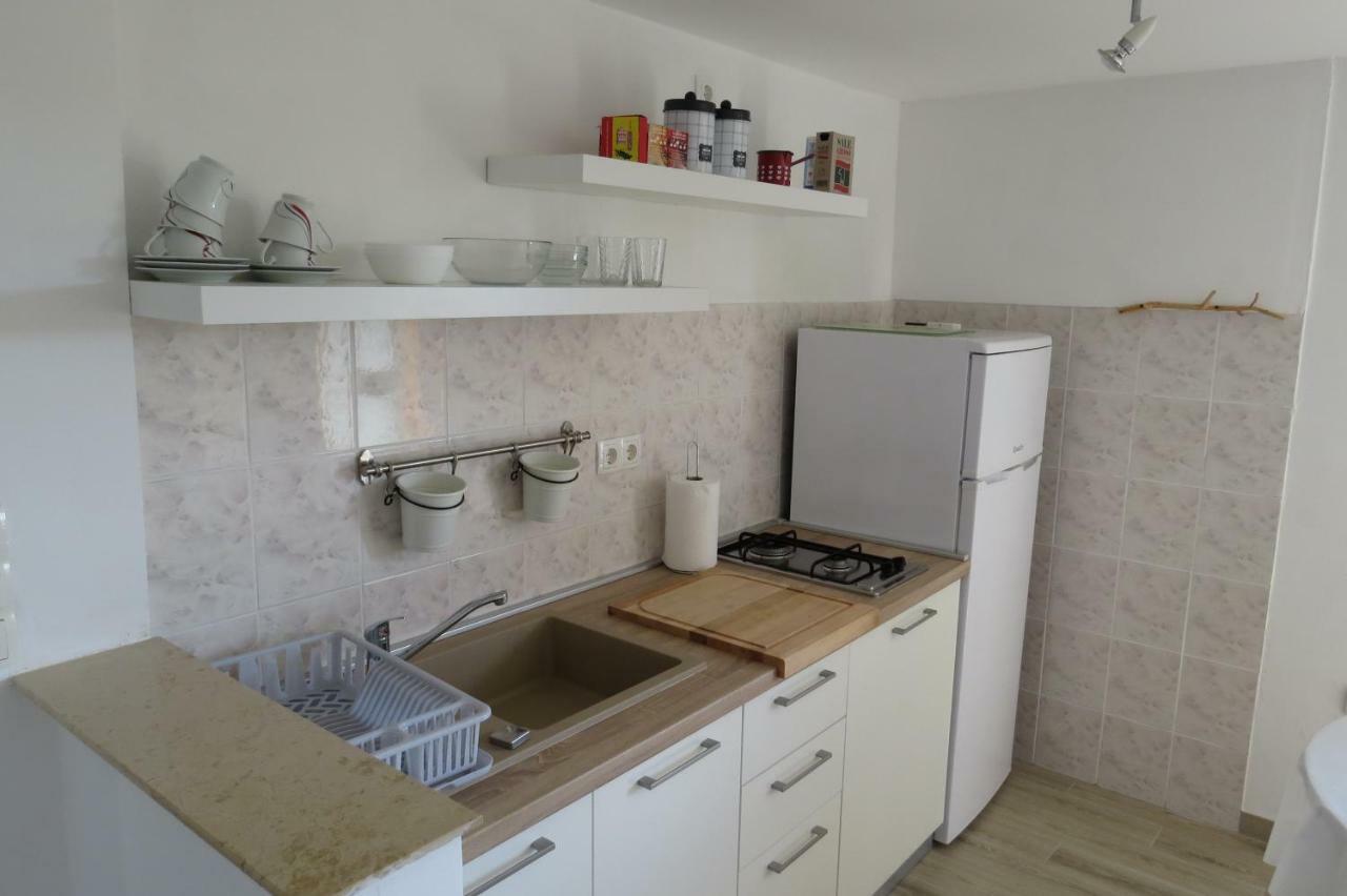 Apartman Biba Lubenice Exterior photo